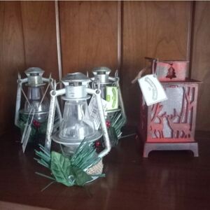 Holiday Time Plastic Lantern Ornaments Mixed Lot